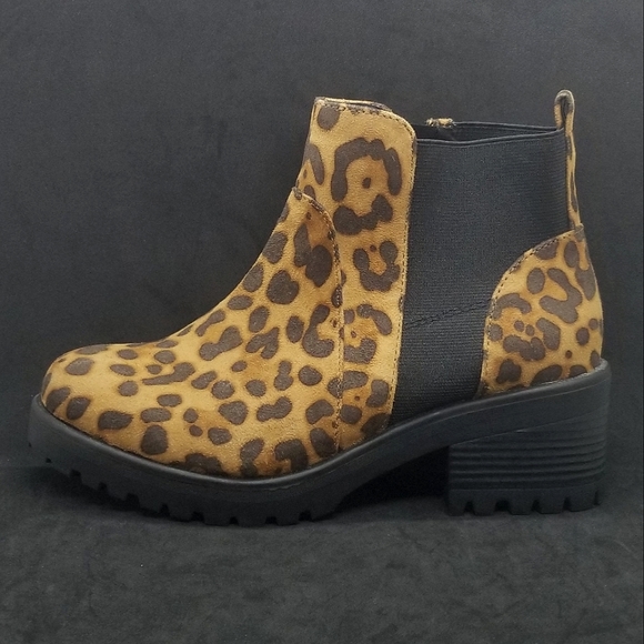🔥 Women's Combat Boot Leopard Print Boot Size 7 - Picture 7 of 11